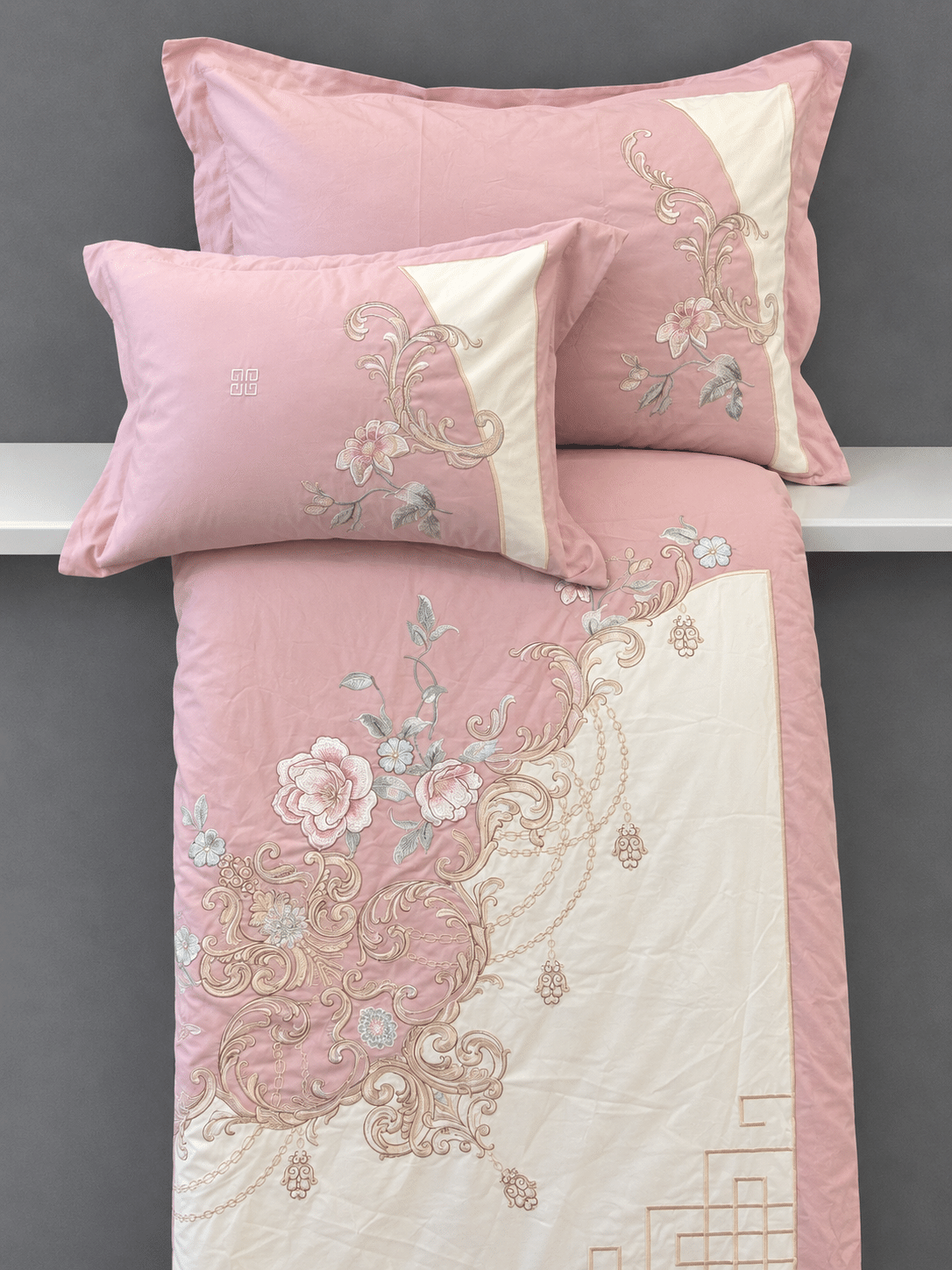 ROYAL VINTAGE | EMBROIDERED | 6 PIECE SET | BUTTER COTTON | KING SIZE - Image 2