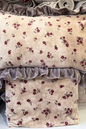 PINTERESTY WINTERS | ENGLISH PRINTS | KING SIZE | DESIGNER PILLOW CASES
